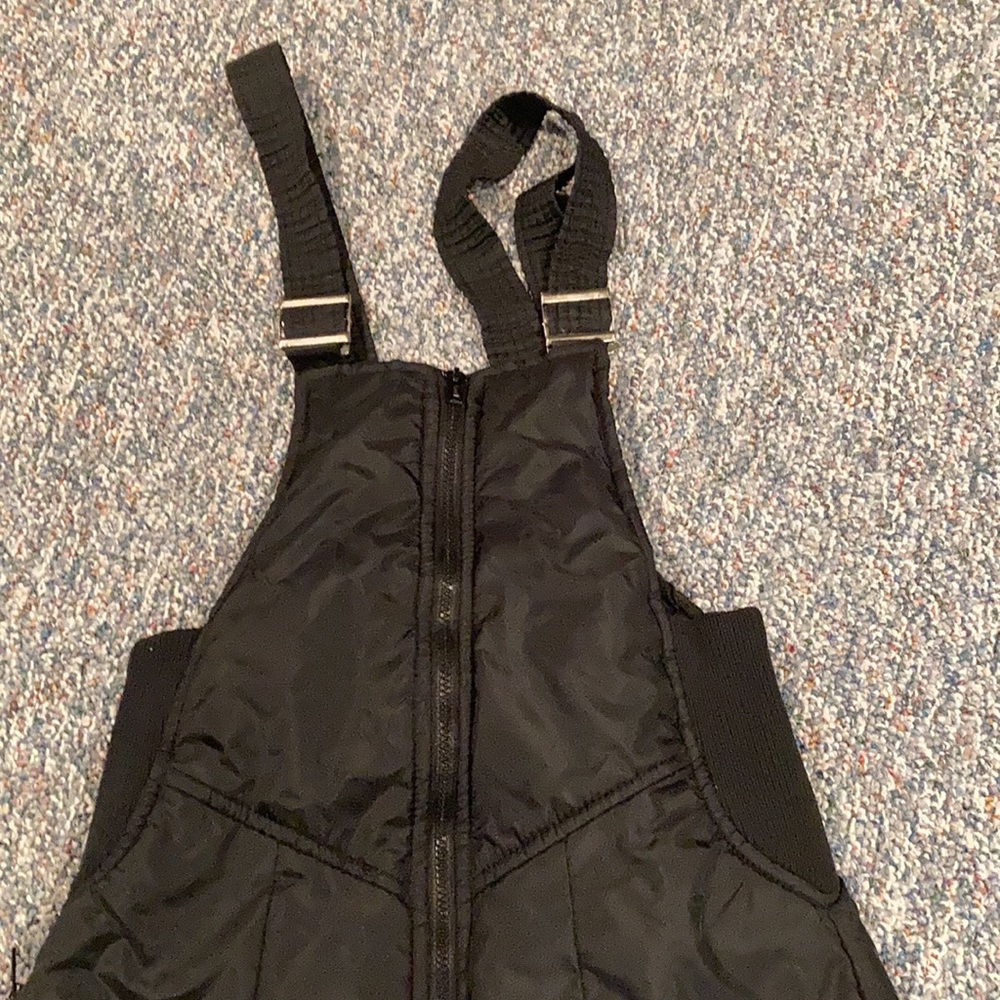 Women’s Snow Pants - Picture 2 of 3